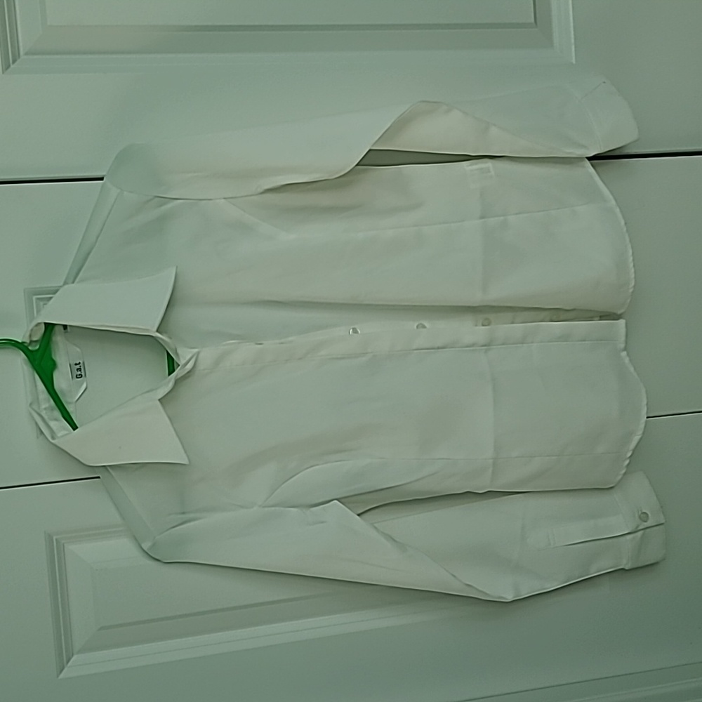 Women's white shirt